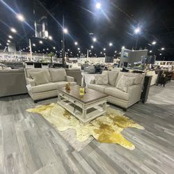 BEIGE FABRIC LOVE SEAT AND SOFA !! $99 DOWN! 