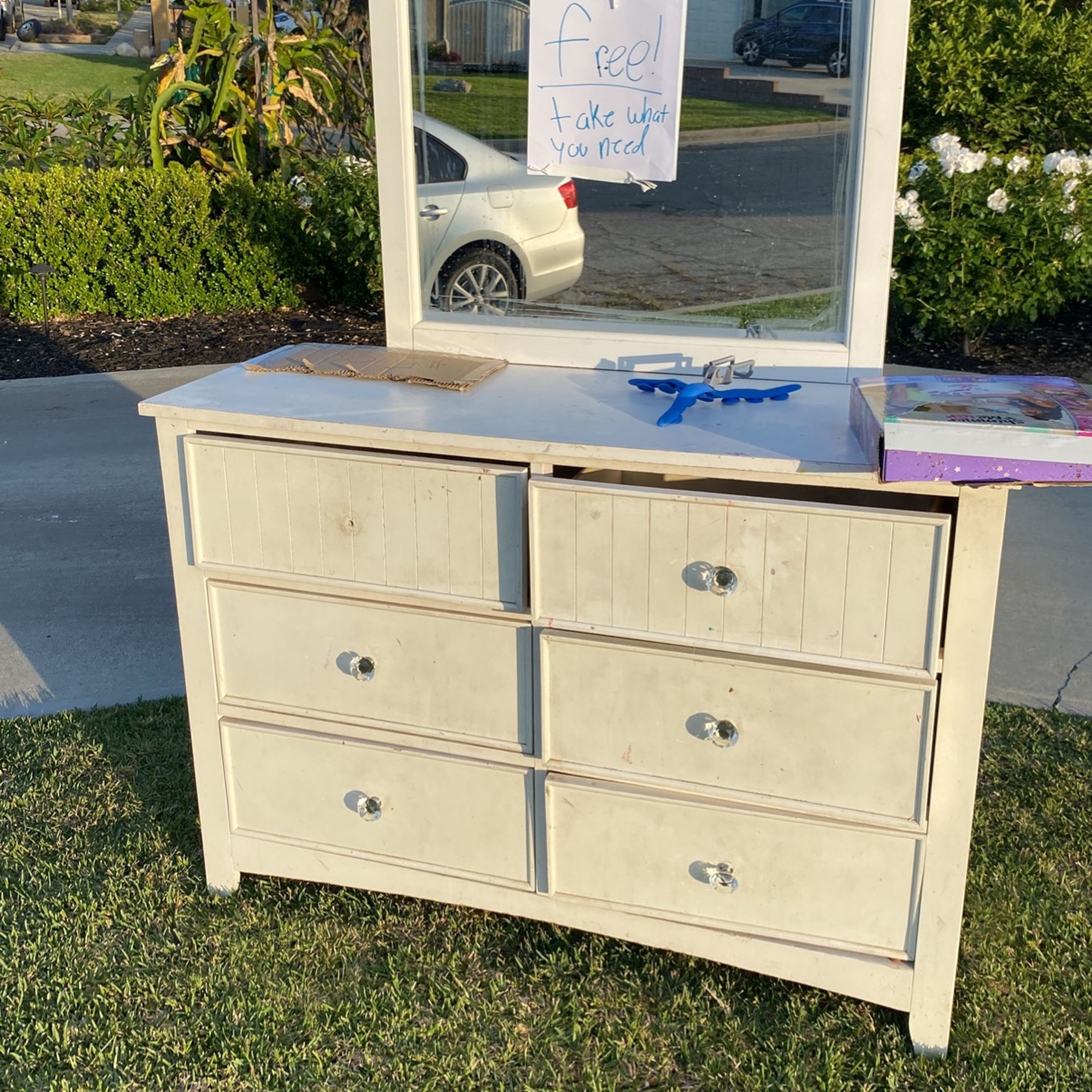 Dresser for Sale in Whittier, CA OfferUp