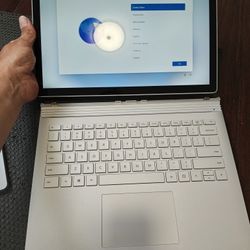 Microsoft Surface Book 2 (13") - i7, 16GB RAM, Good Battery