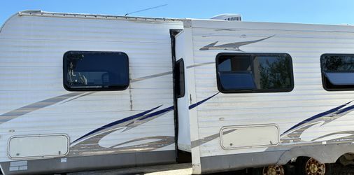2009 rv with tittle