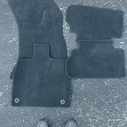 Audi Q 5 Floor Mats Never Been Used