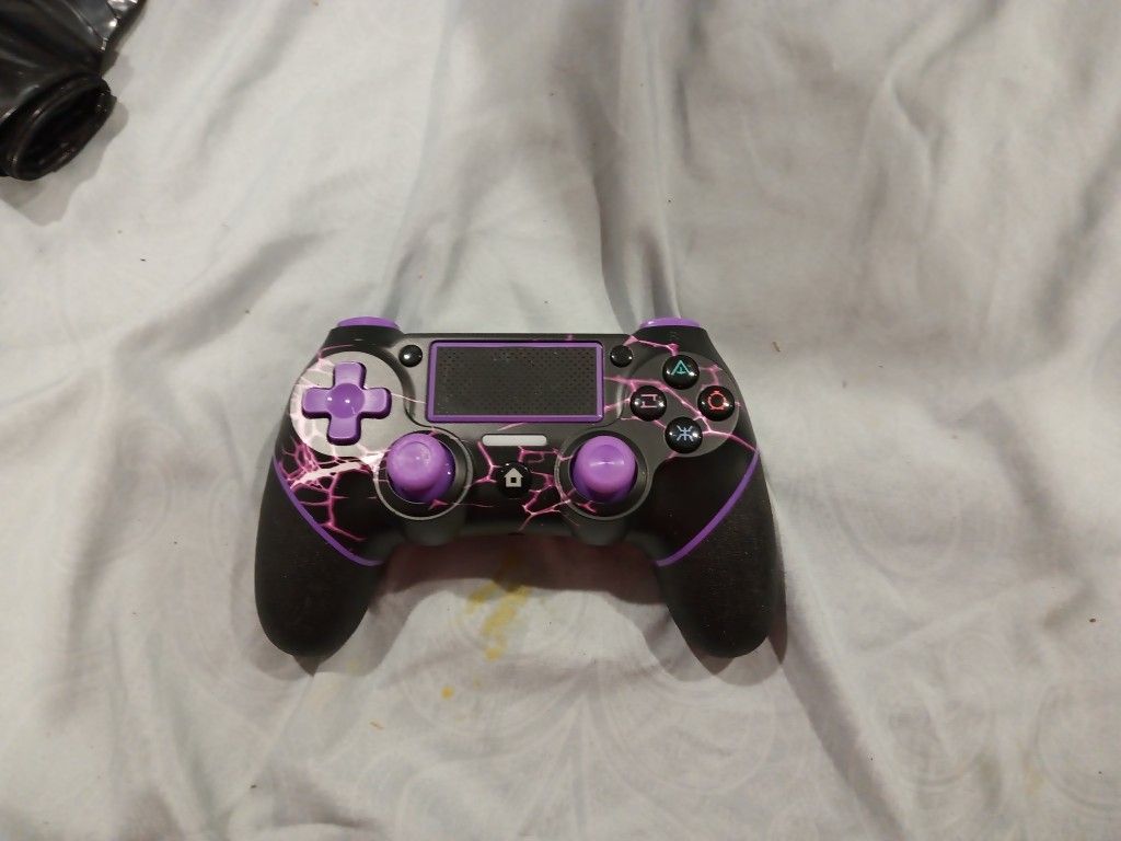 PS4 Controller