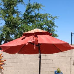 Cantilever Umbrella With 4 Weights