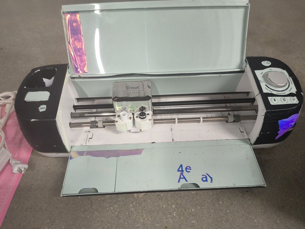 New Business Everything To Make Tshirts And Vinyl Emblems Circut