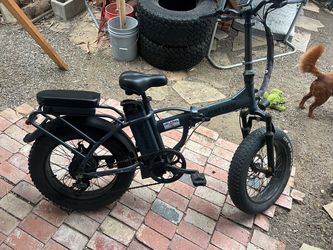 Rattan e-bike