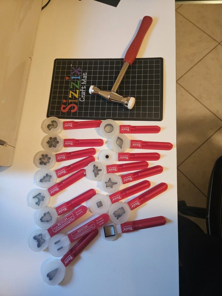 Sizzix Paddle Punch