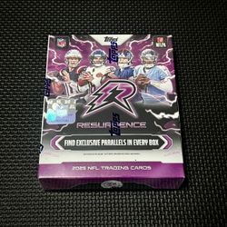 2025 Topps Resurgence NFL Trading Cards Box