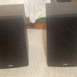 Stereo Speakers.  Yamaha.  140 Watts