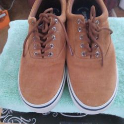 Casual Shoes