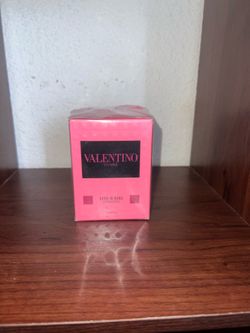 Valentino perfume