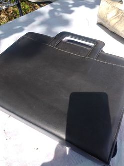 Briefcase organizer