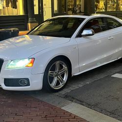 2009 Audi S5