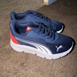 Puma size 11c