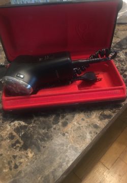 Triple header electric shaver