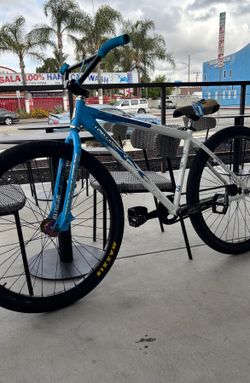Bloccboi throne 29er