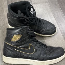 Nike Air Jordan 1 Retro High OG Black Size 10