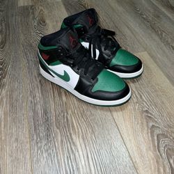 Green Toe 1s