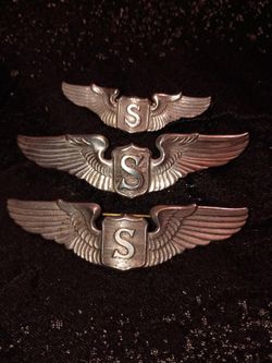 WWII Service Pilot Pins