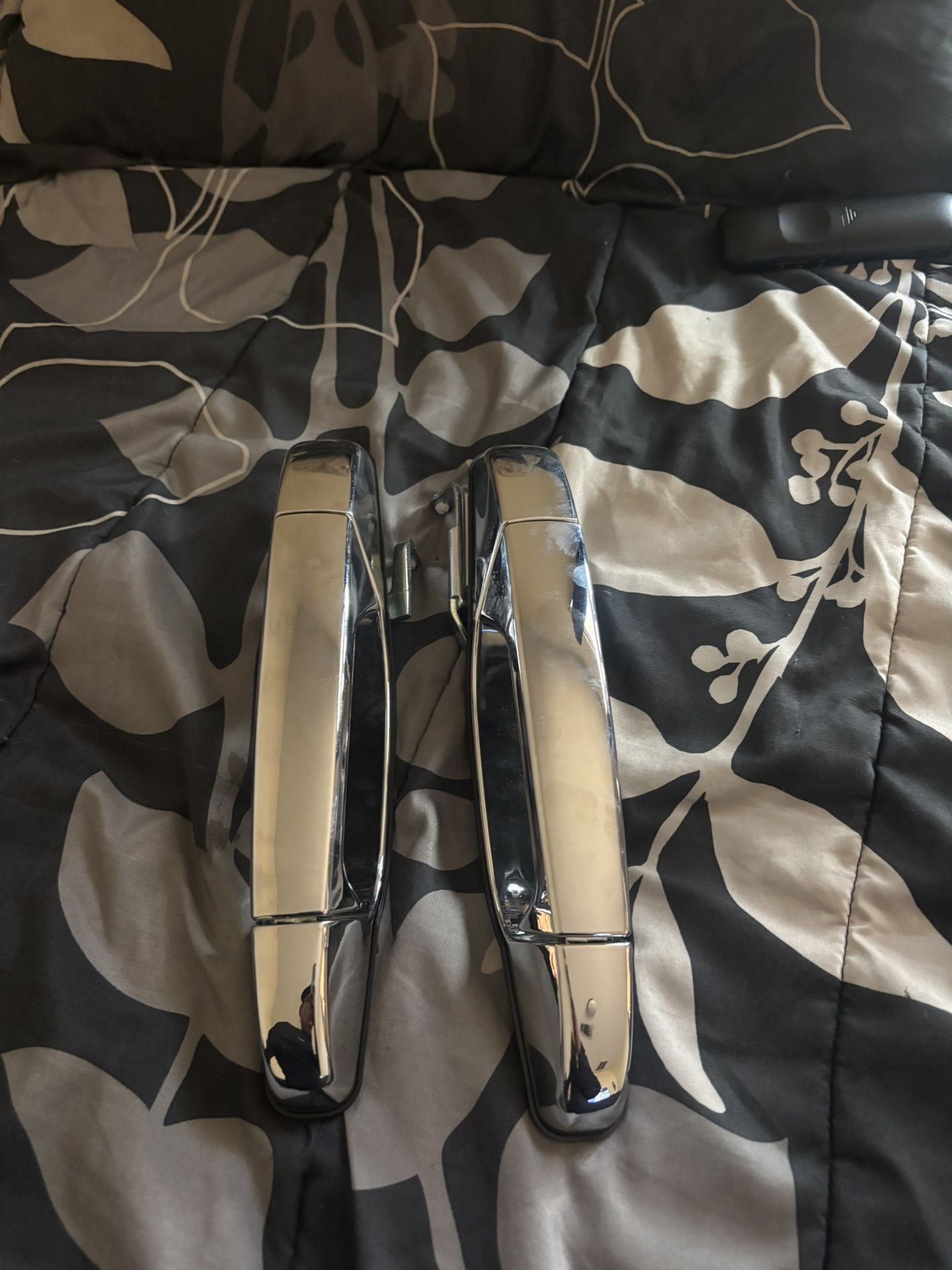 GMC Right And Left Side Door Handles