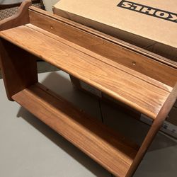 5 Matching Solid Wood Shelves 