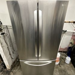 LG French Door Refrigerator 33 Inch Wide 