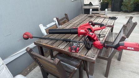 Weedeater and blower