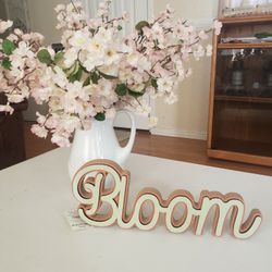 Wood Tabletop Decor. Bloom