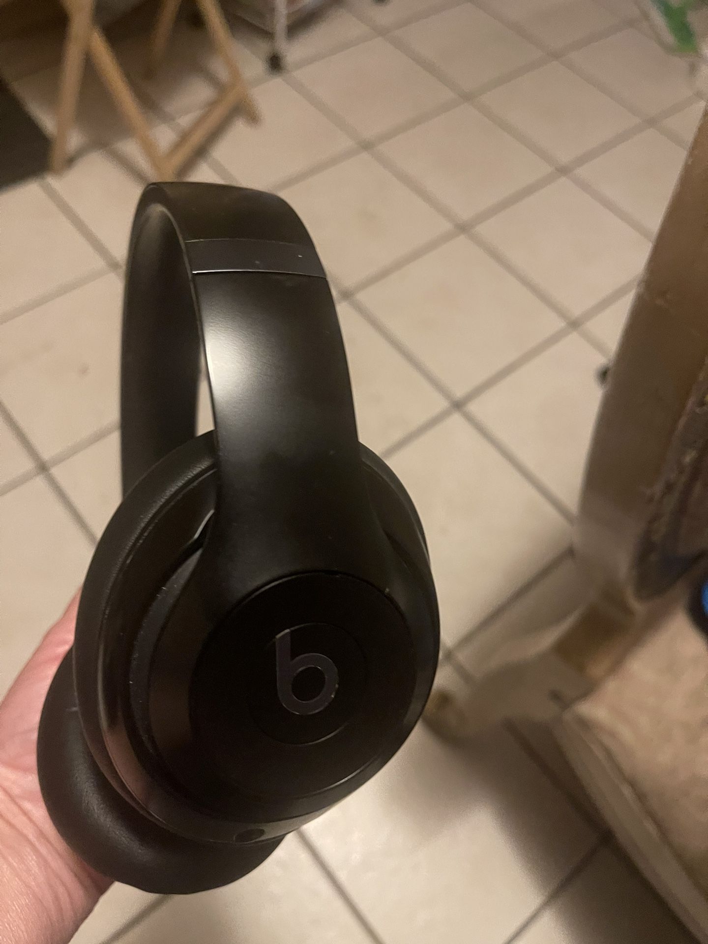 BEATS STUDIO PRO WIRED LESS BLUE TOOTH