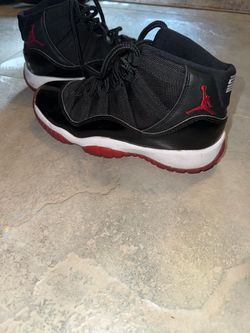 5.5y air Jordan 11 retro bred