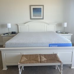 King Casper Dream Mattress- LIKE NEW
