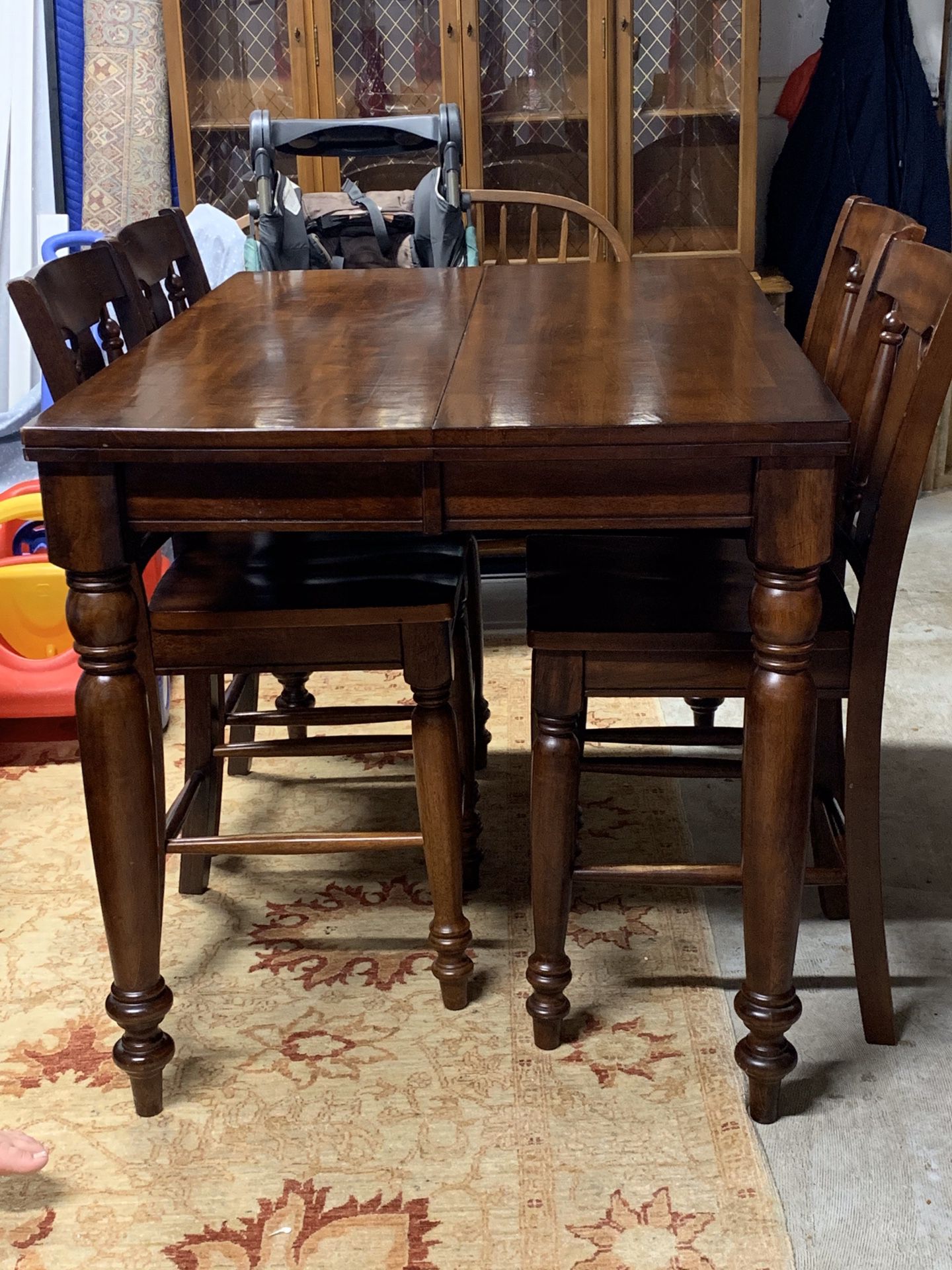 Dining Room Table with leaf