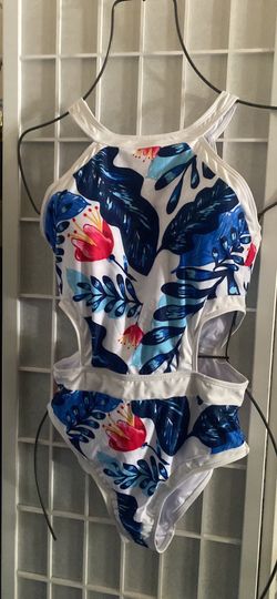 One piece swinsuit size M