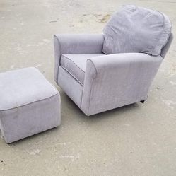 Light Gray Rocking Recliner With Matching Rocking Ottoman 