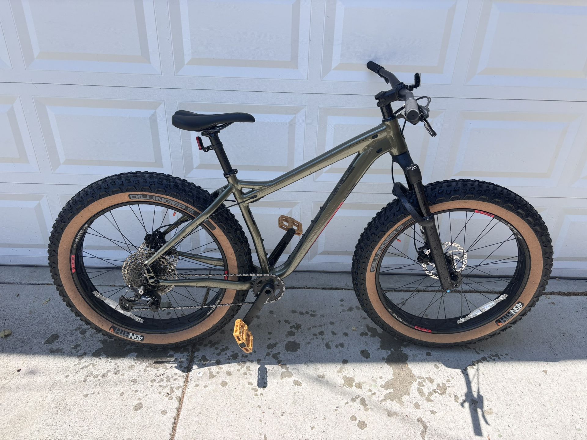 Off-road Mountain bike