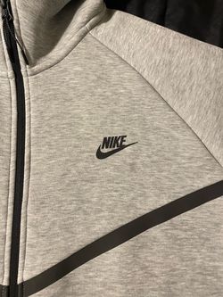 XL grey Nike Tech