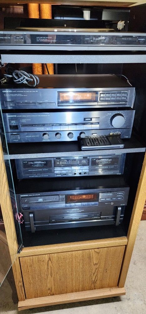 Onkyo sound system with speakers, accept offers