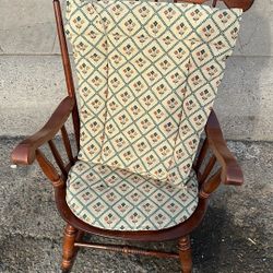 Rocking Chair 