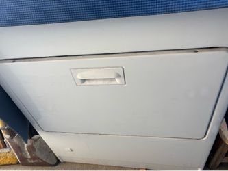 Whirlpool Gas Dryer - Clean & Works Great