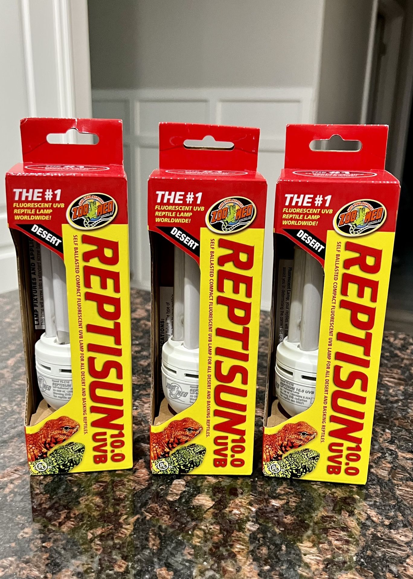 NEW!! Zoo Med ReptiSun Desert Compact Fluorescent UVB Lamp