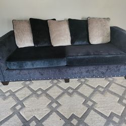 Living Couch (Pick up only)