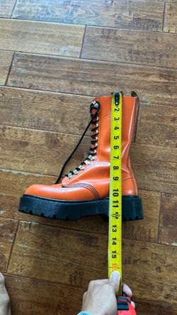Doc Martin air-wait with bouncing soles