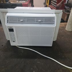 Small Window Air Conditioner 