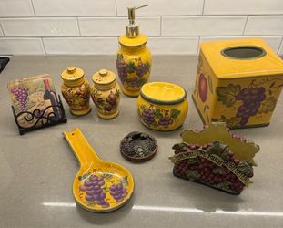 Tuscan Vineyard Kitchen Decor Bundle – 8 Pieces (Yellow & Grape Theme)