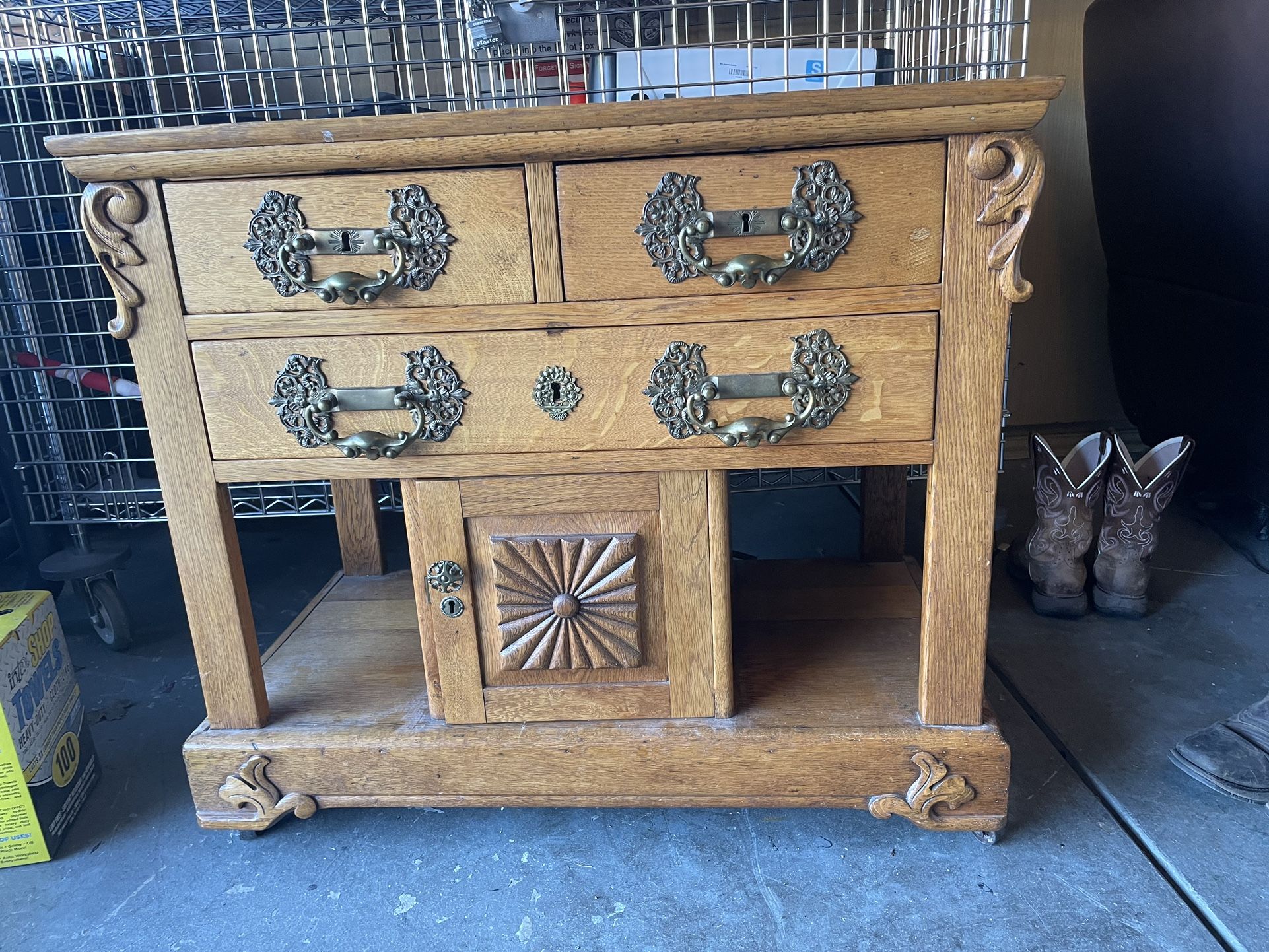 Antique Gentleman’s Chest