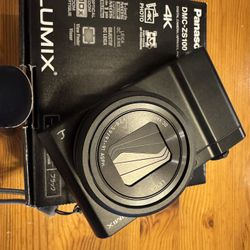 LUMIX DMC-ZS100