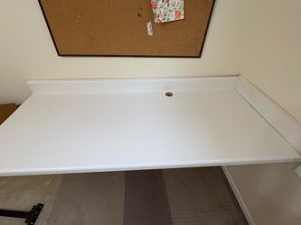 Countertop / desk