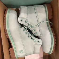 Mint Green Blueish Brand 🆕 Never Worn Timberland Boots