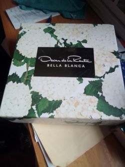 Oscar de la Renta Bella Blanca Gift Box
