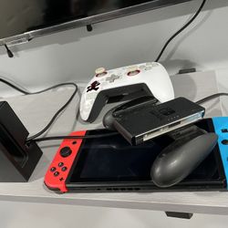 Nintendo Switch , Remotes And Games 
