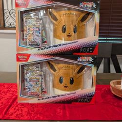 Prismatic evolution Eevee Pouch